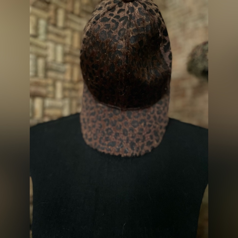New, Never Worn Animal Print Adjustable Ball Cap Hat in Rich Black & Brown